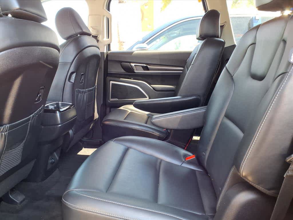 Used 2025 Kia Telluride S AWD/4WD image 21