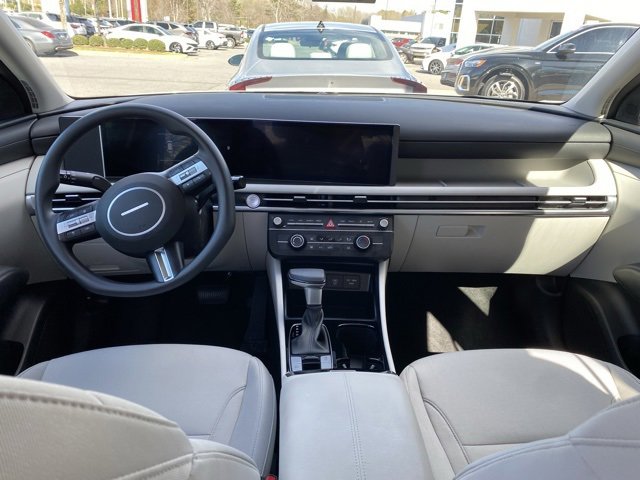 New 2025 Hyundai Tucson SE image 30