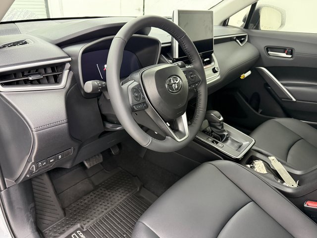 New 2026 Toyota Corolla Cross XLE w/ Convenience Package image 8