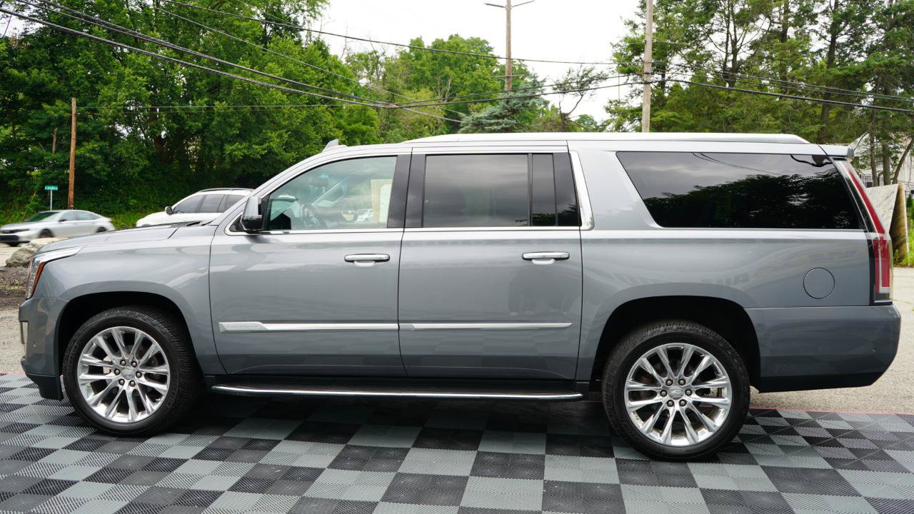 Used 2019 Cadillac Escalade ESV Luxury AWD/4WD image 20