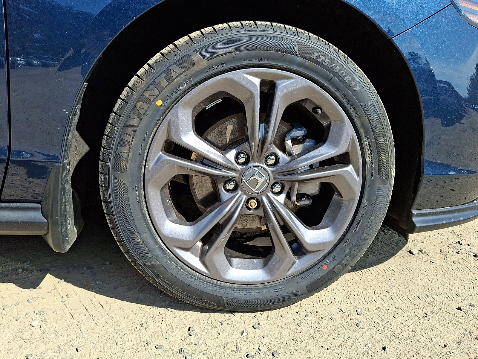 Used 2023 Honda Accord EX image 9