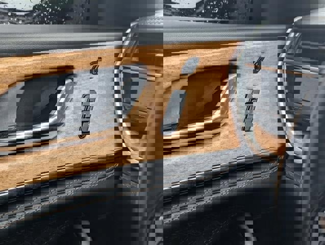 Used 2023 Jeep Grand Cherokee L Summit image 32