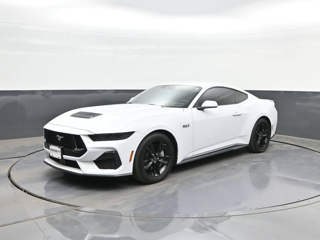 Used 2025 Ford Mustang GT RWD image 1