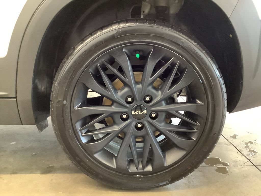 Certified 2023 Kia Seltos Nightfall Edition AWD/4WD image 19