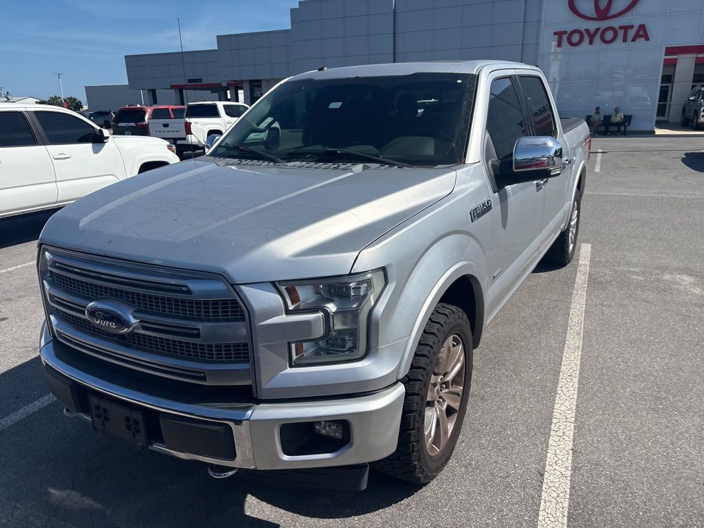 Used 2017 Ford F150 Platinum w/ Equipment Group 701A Luxury AWD/4WD image 10