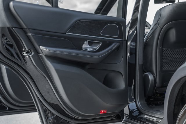 Certified 2025 Mercedes-Benz GLE 450e 4MATIC image 36