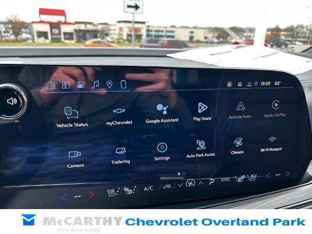 New 2026 Chevrolet Suburban Premier w/ Sun And Tow Package AWD/4WD image 12