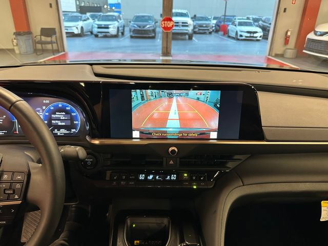 Certified 2026 Toyota Crown AWD/4WD image 22