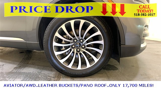 Used 2023 Lincoln Aviator AWD w/ Premium Package image 9