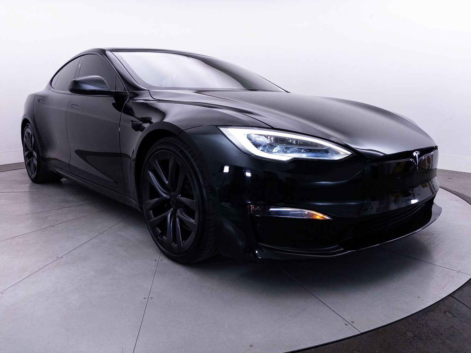 Used 2021 Tesla Model S Plaid AWD/4WD image 10