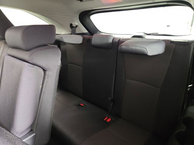 Used 2025 Toyota Highlander LE AWD/4WD image 16