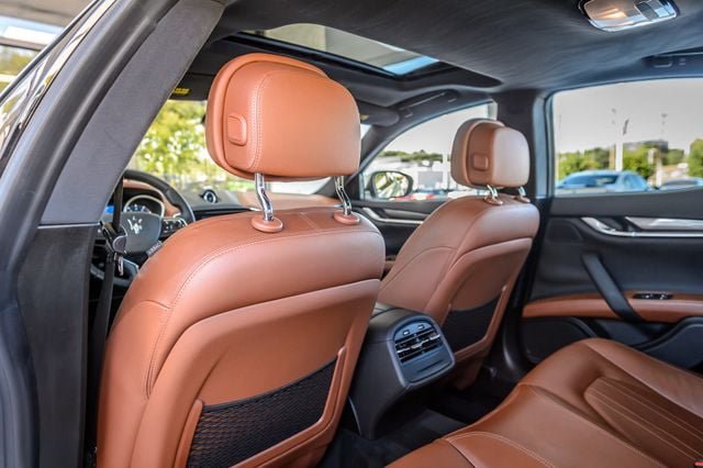 Used 2018 Maserati Ghibli RWD image 45
