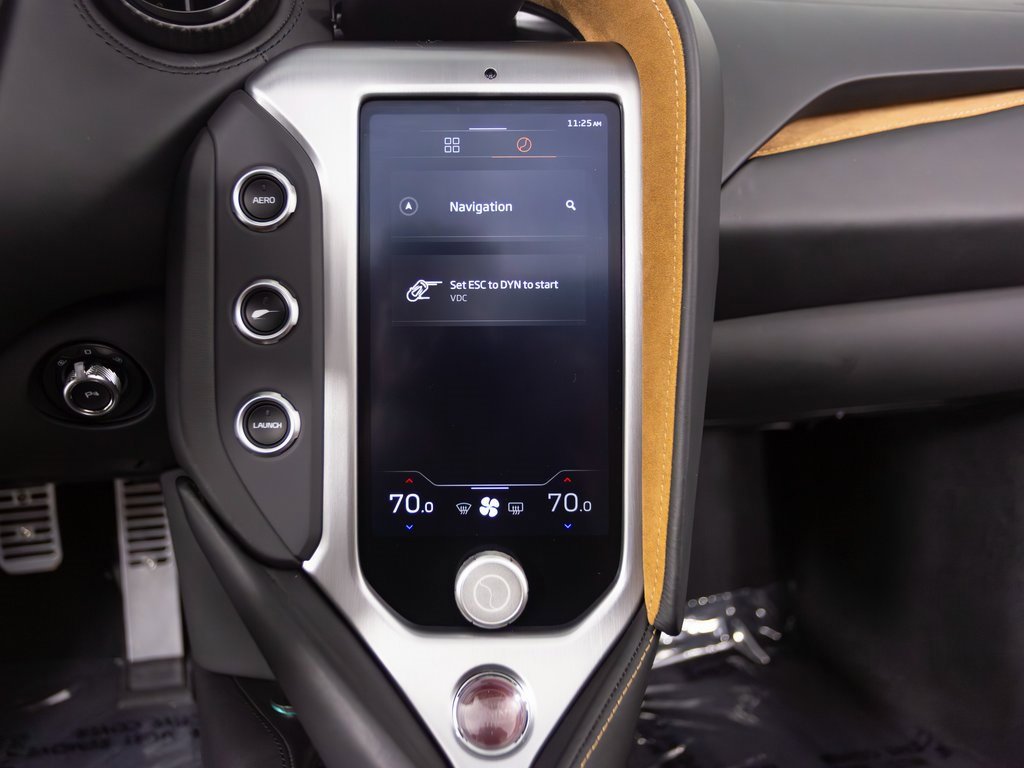 Used 2024 McLaren 750S Spider image 17
