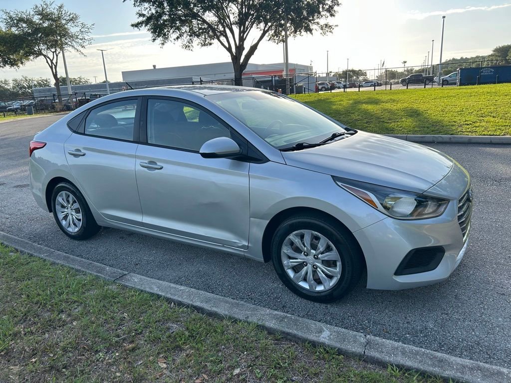 Used 2019 Hyundai Accent SE FWD image 8