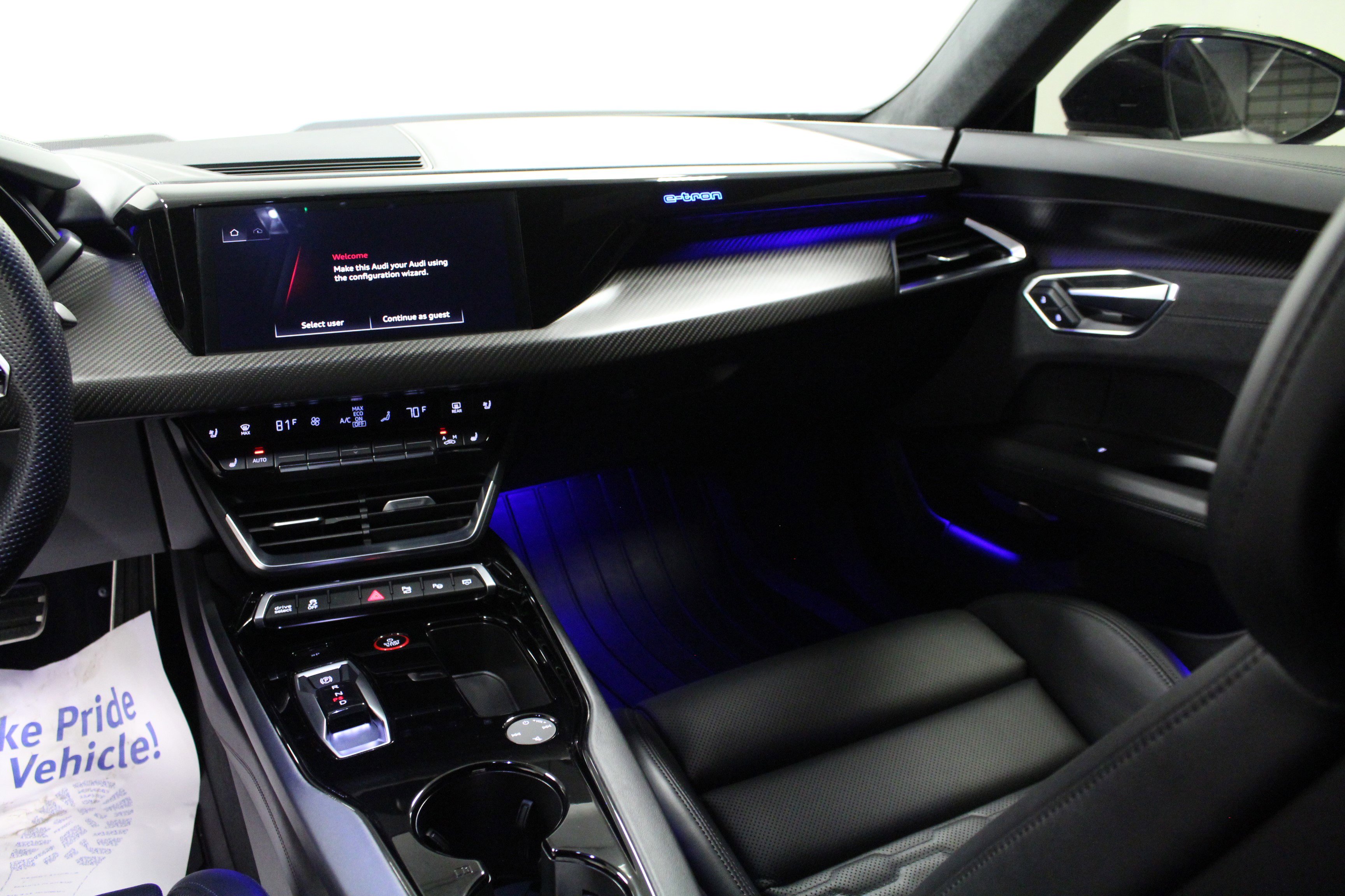 Used 2023 Audi RS e-tron GT w/ Carbon Performance Package image 18