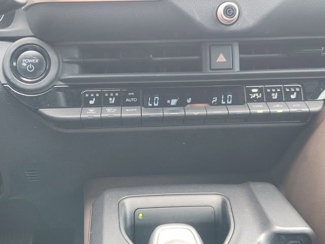 Used 2023 Toyota Crown XLE image 17