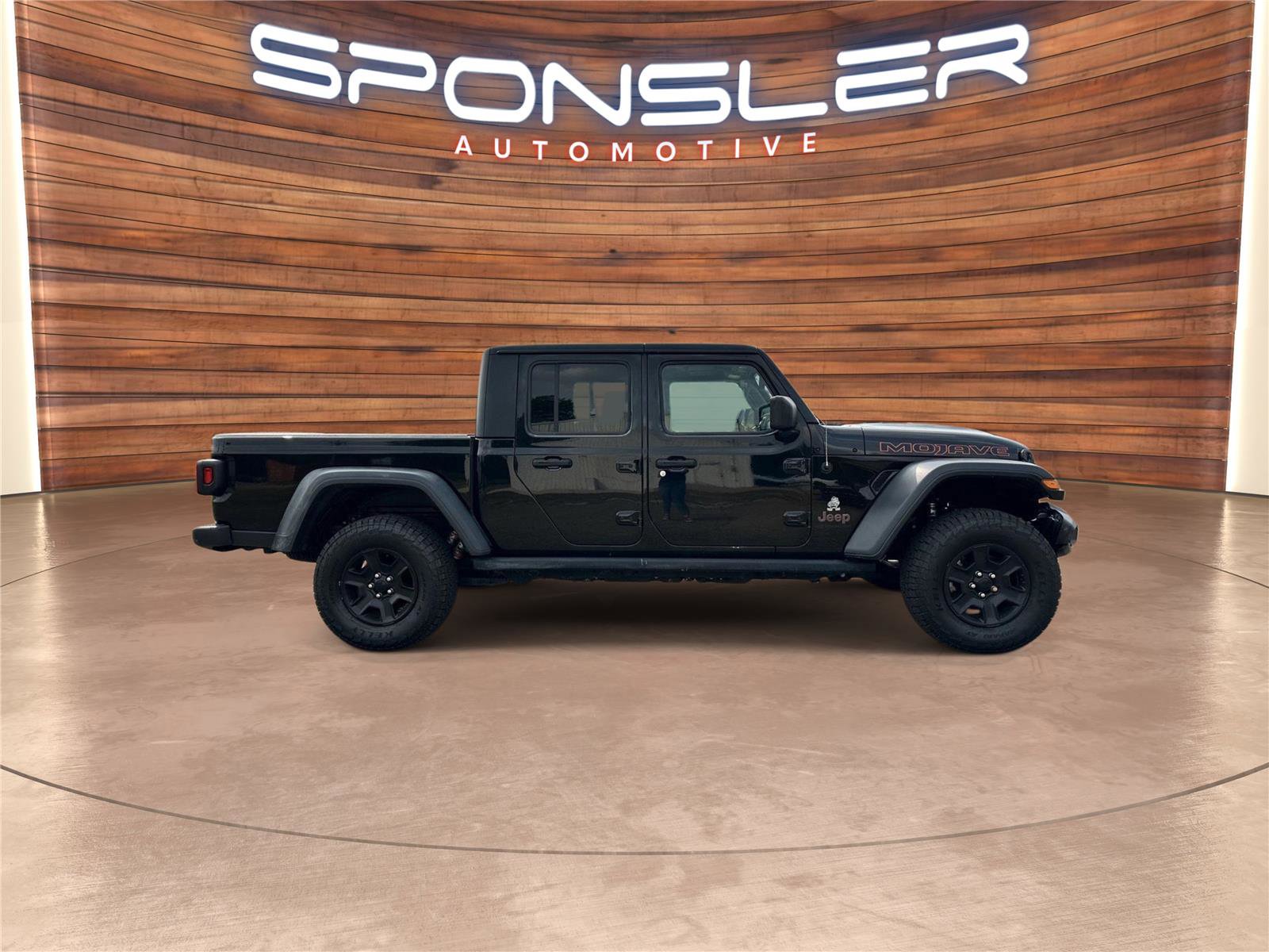 Used 2021 Jeep Gladiator Mojave w/ Cold Weather Group image 6