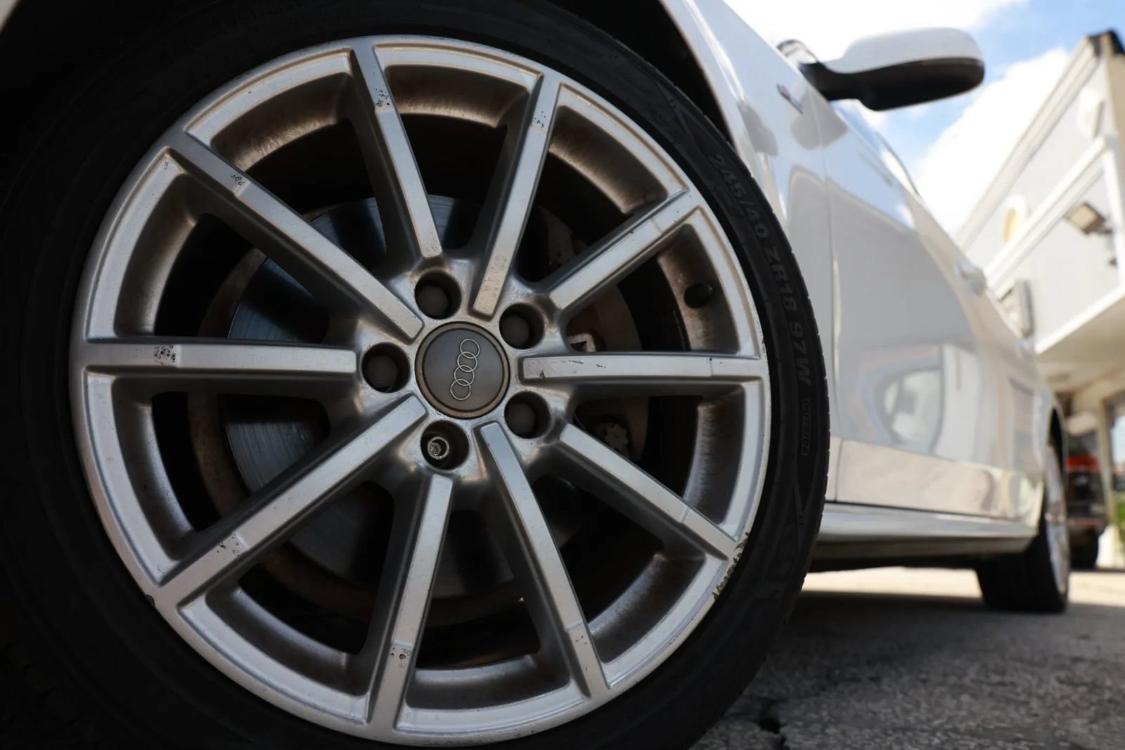 Used 2015 Audi A4 2.0T Premium FWD image 31