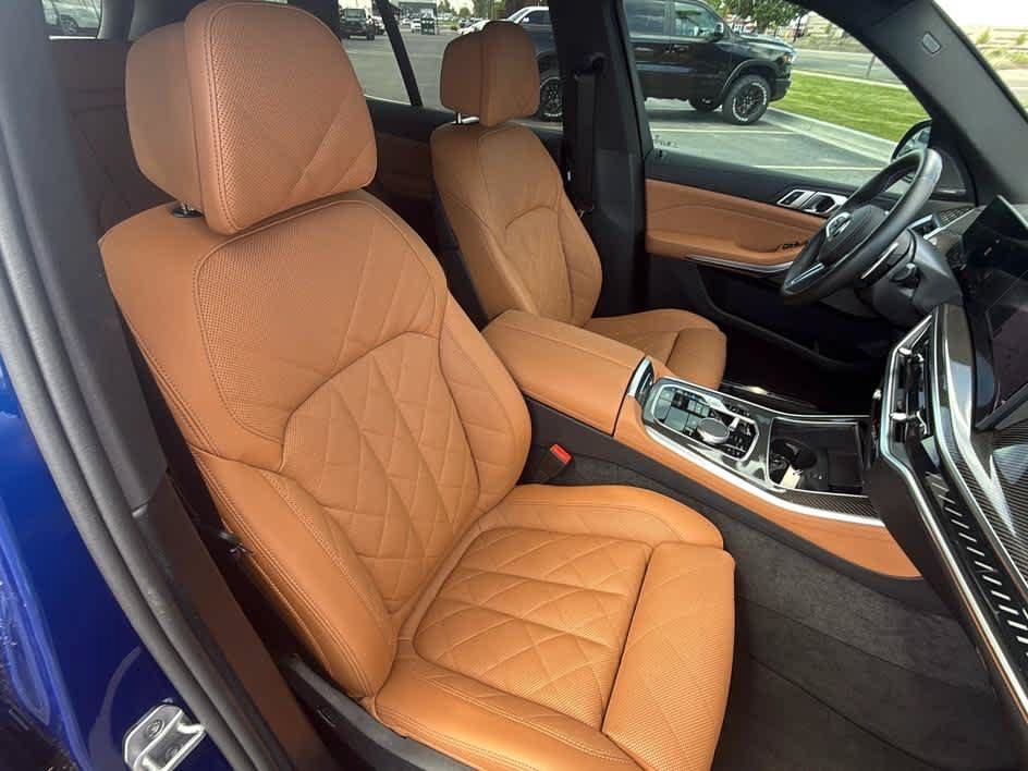 Used 2026 BMW X5 M60i AWD/4WD image 36