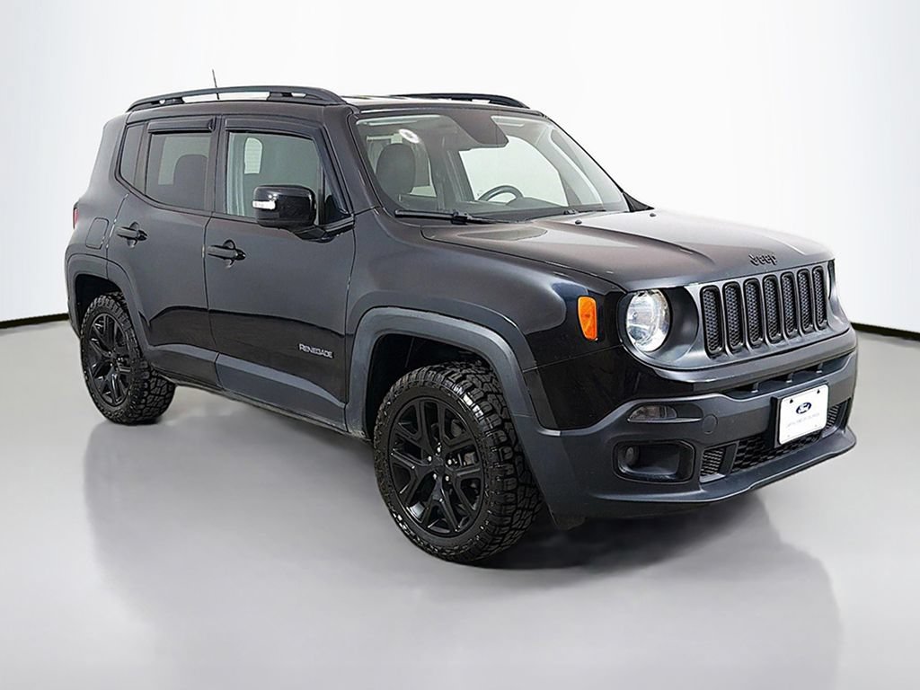 Used 2018 Jeep Renegade Altitude AWD/4WD image 36