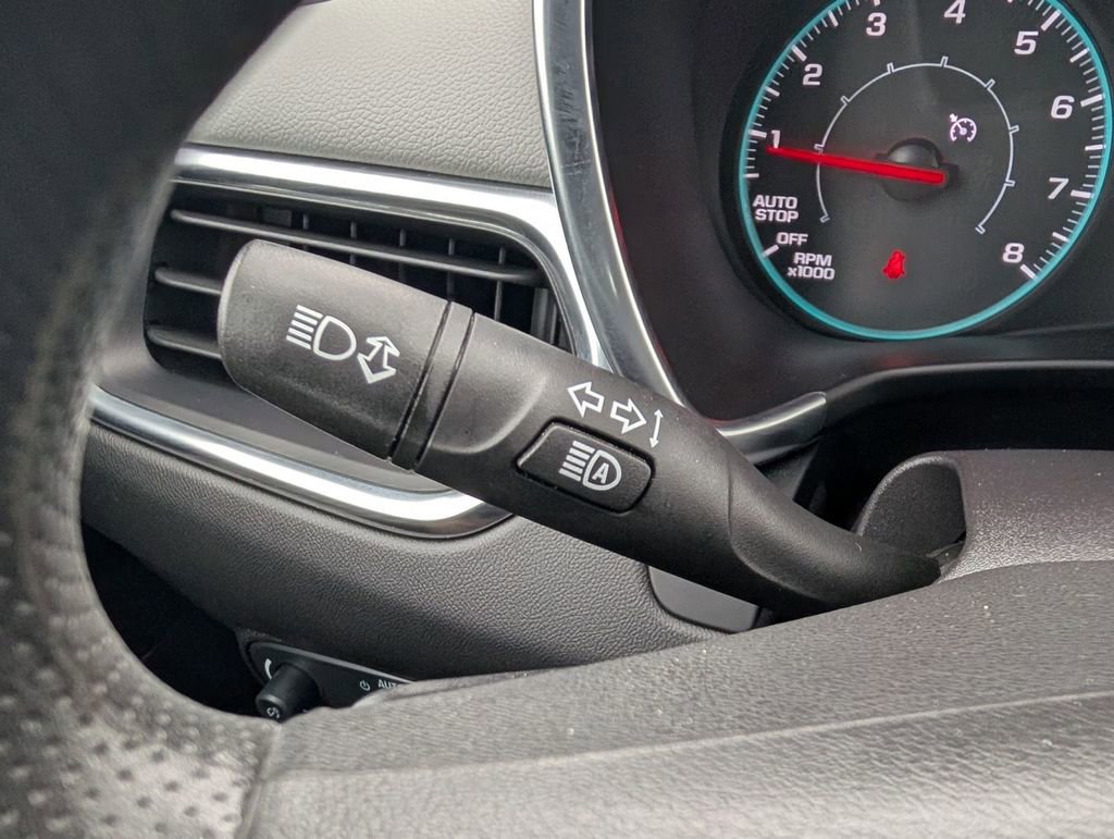 Used 2024 Chevrolet Equinox LS image 29