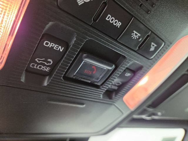 Used 2021 Toyota RAV4 XSE AWD/4WD image 31