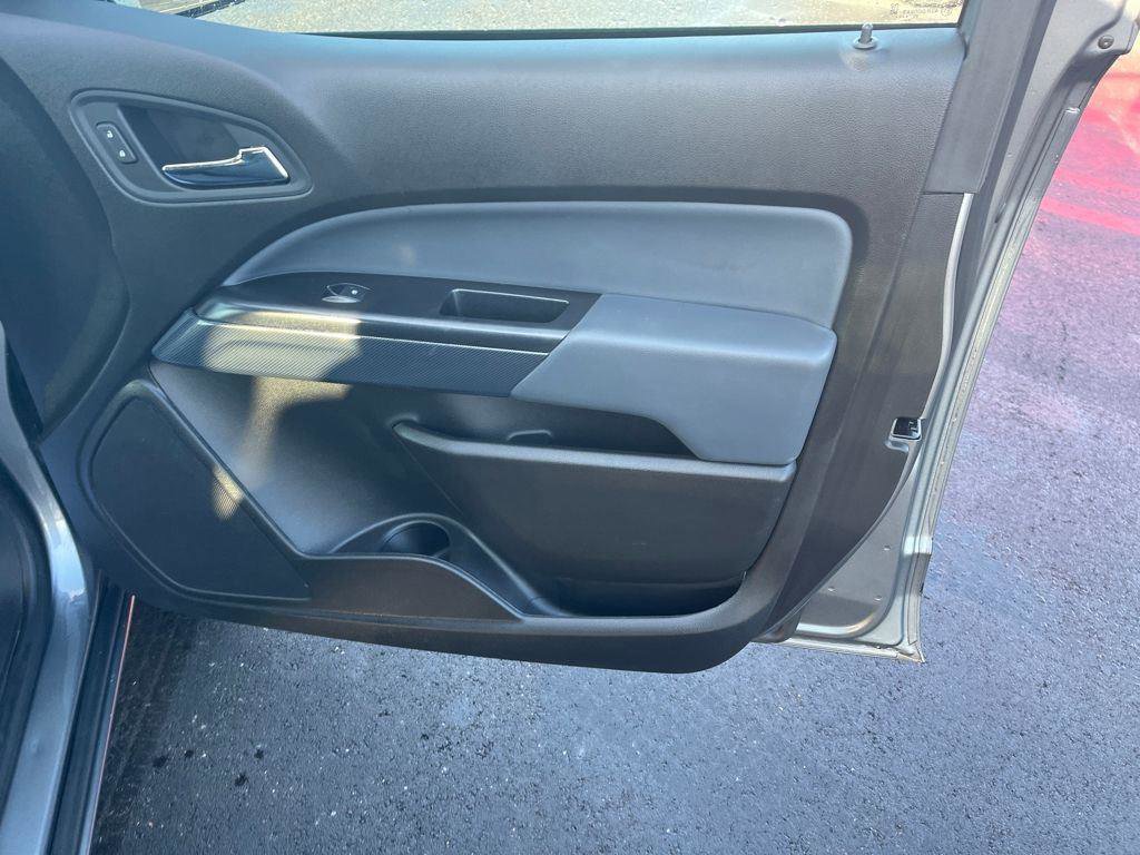 Used 2021 Chevrolet Colorado Z71 image 28