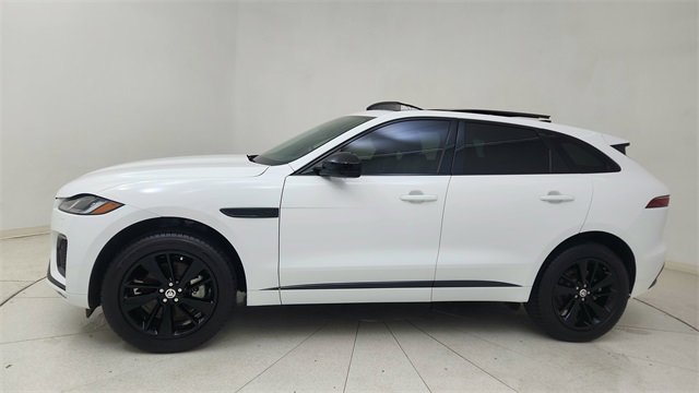Used 2025 Jaguar F-PACE R-Dynamic S image 3