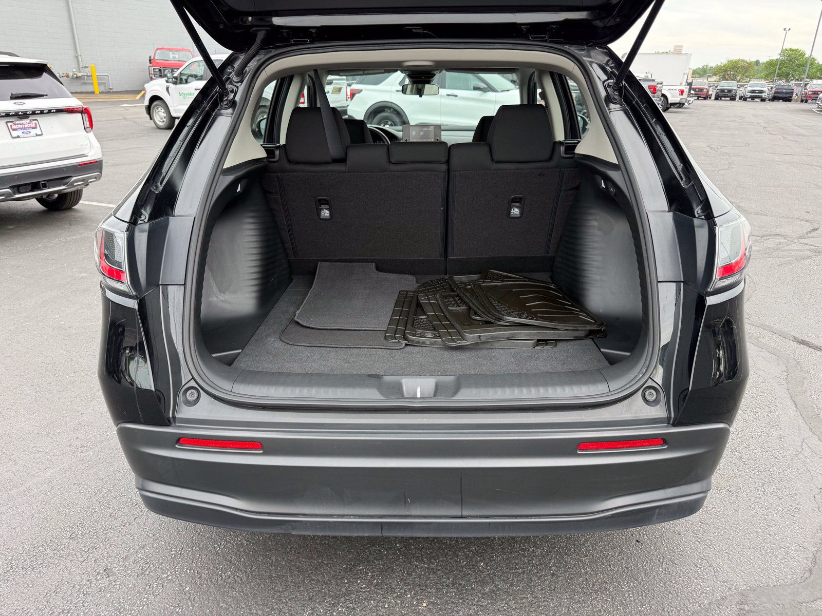 Used 2024 Honda HR-V LX image 42