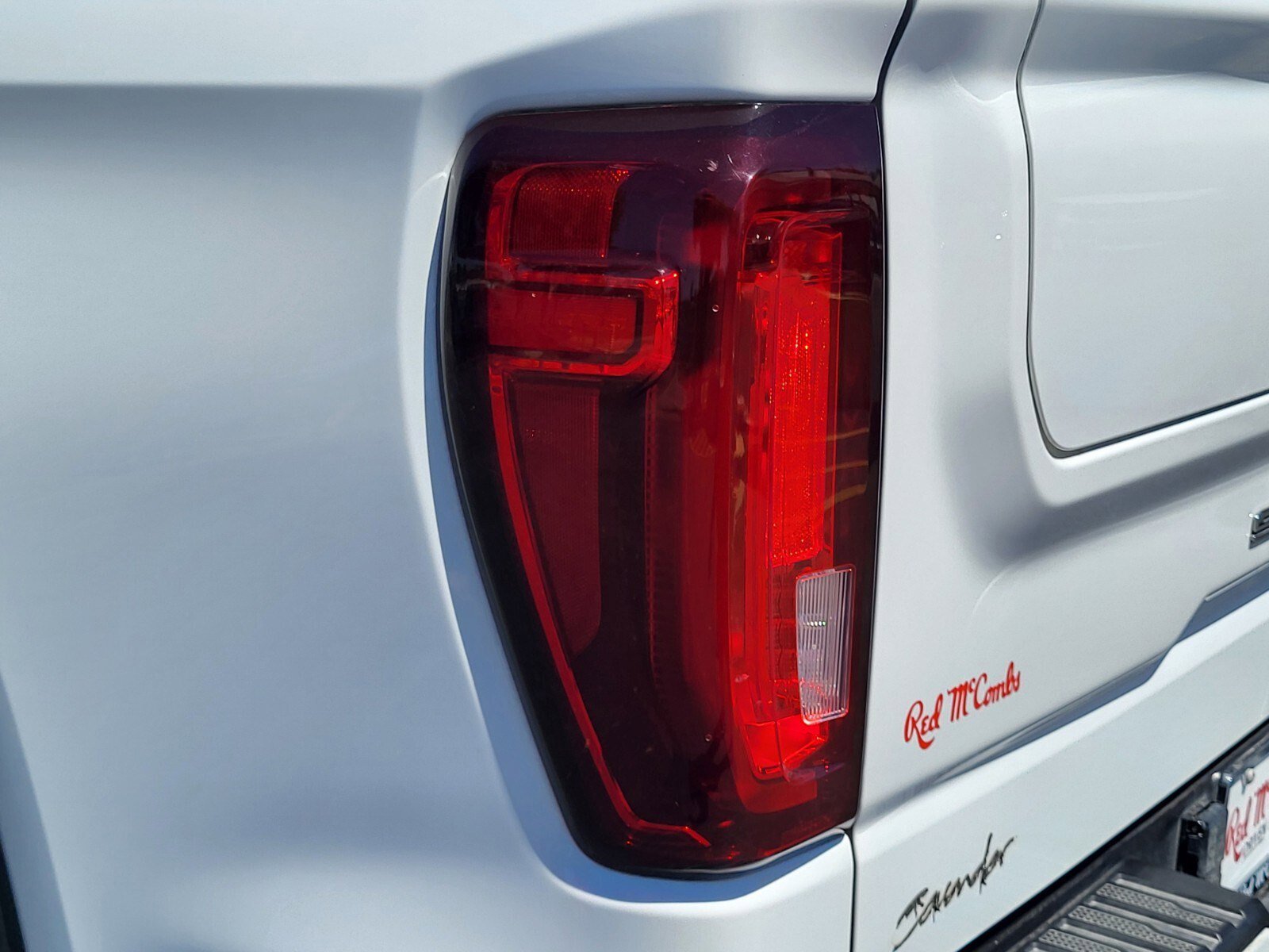 Used 2023 GMC Sierra 1500 AT4 w/ AT4 Premium Package image 10