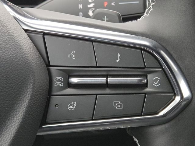 New 2026 Chevrolet Traverse LT w/ Driver Confidence Package AWD/4WD image 15