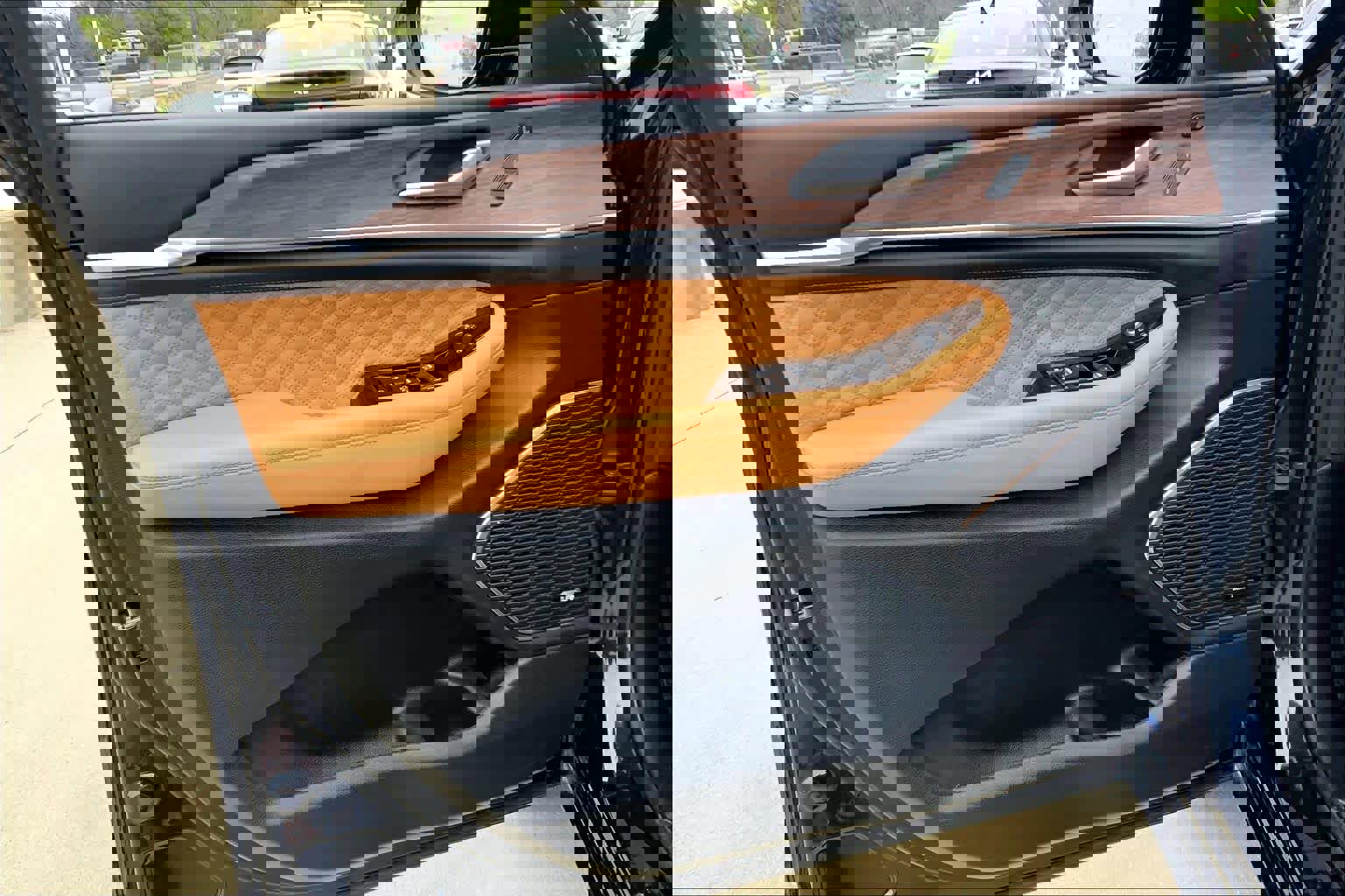 Used 2024 Jeep Grand Cherokee L Summit w/ High Altitude Package image 22