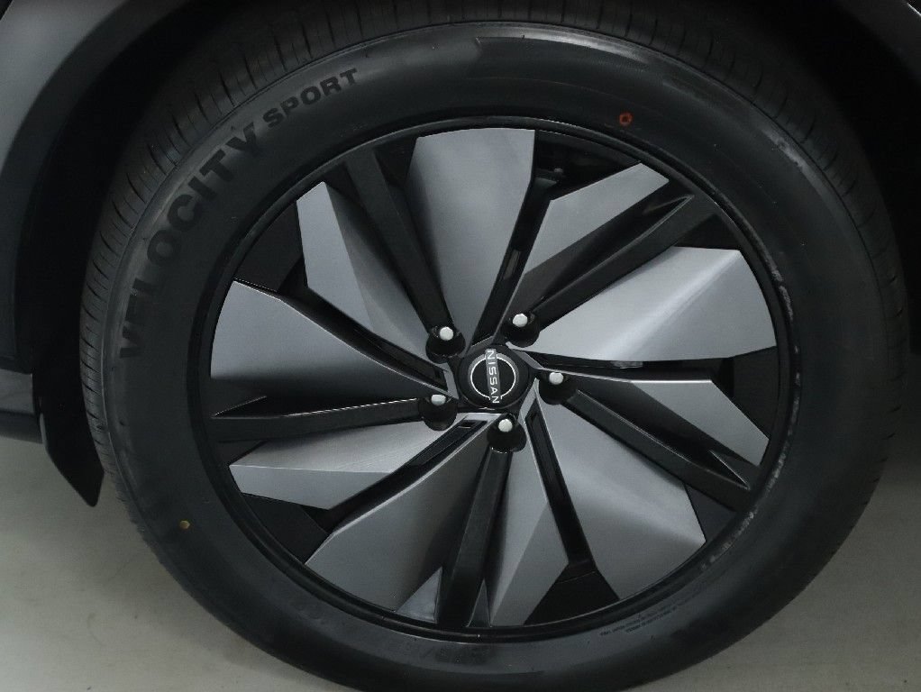 Certified 2023 Nissan Ariya FWD image 37