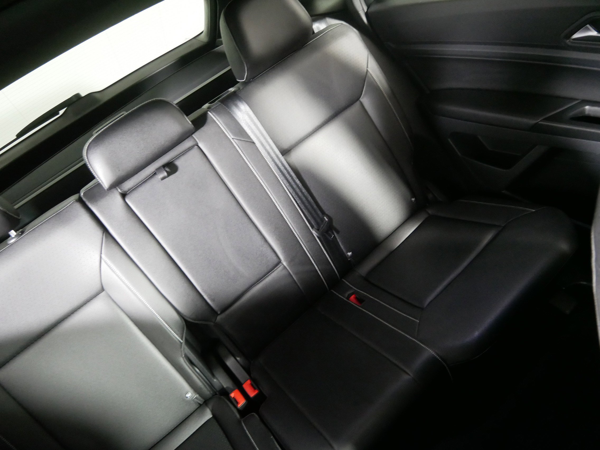 Certified 2020 Volkswagen Atlas Cross Sport SE image 14