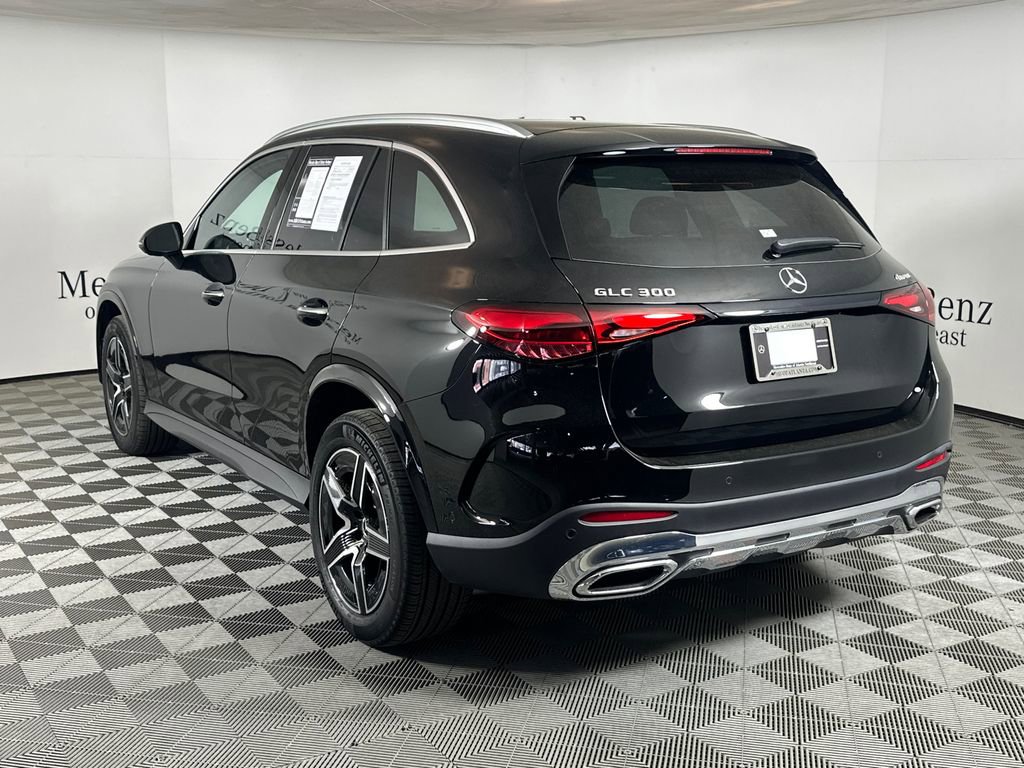 Certified 2026 Mercedes-Benz GLC 300 4MATIC image 5