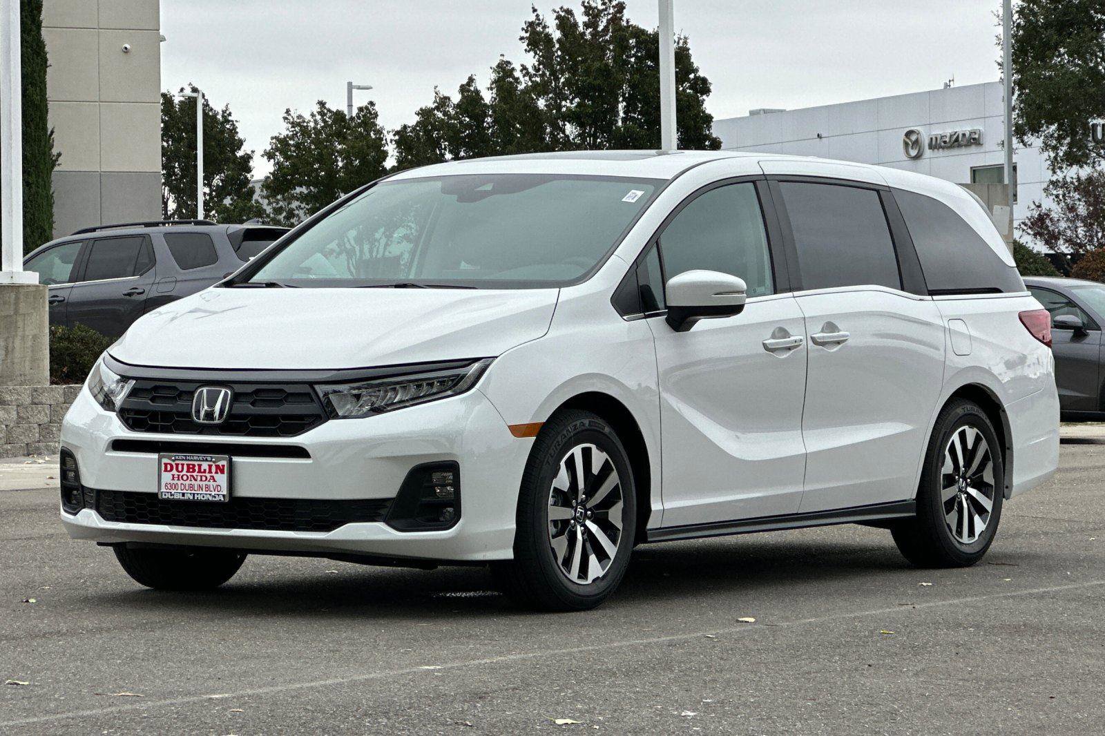 New 2026 Honda Odyssey EX-L image 8