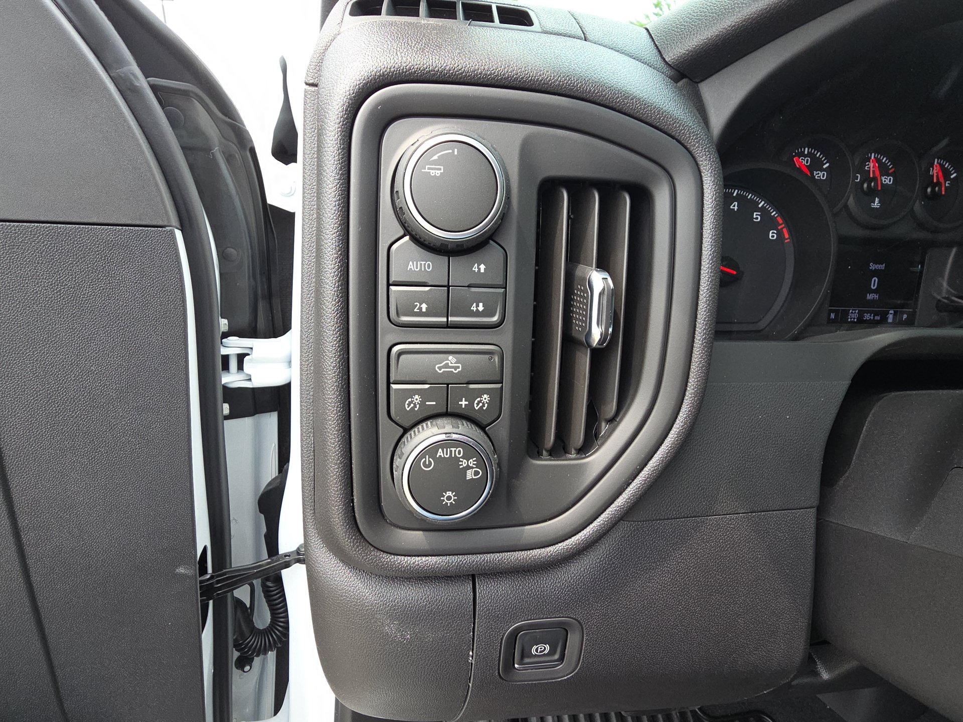 New 2026 Chevrolet Silverado 1500 Custom Trail Boss AWD/4WD image 20