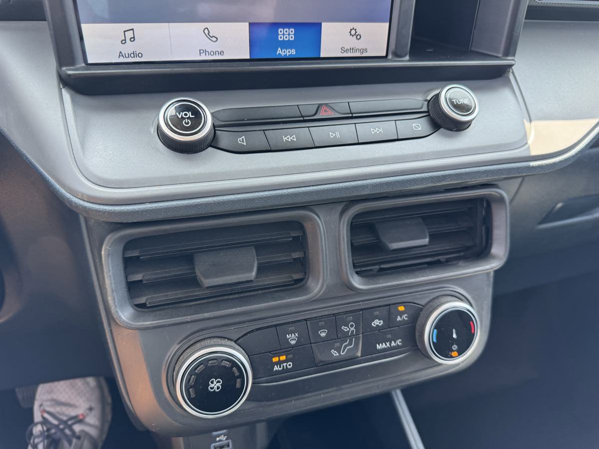 Used 2022 Ford Maverick XL image 31