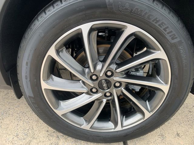 Used 2023 Lincoln Corsair FWD w/ Equipment Group 102A image 10