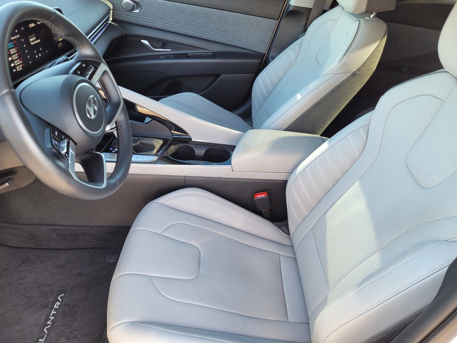 Certified 2023 Hyundai Elantra Limited image 20