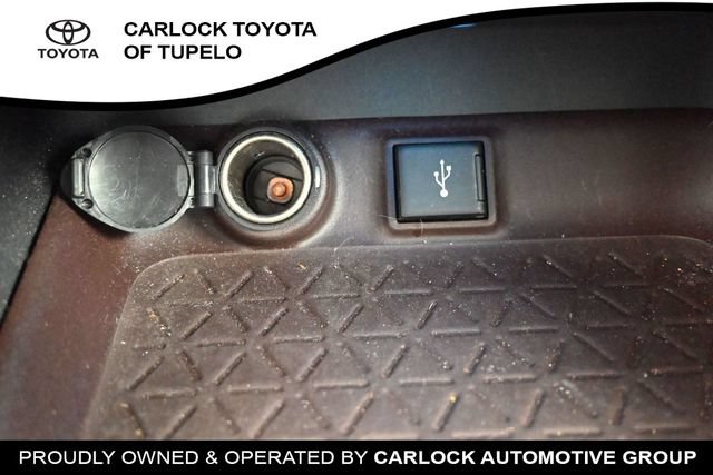 Used 2021 Toyota RAV4 Limited AWD/4WD image 36