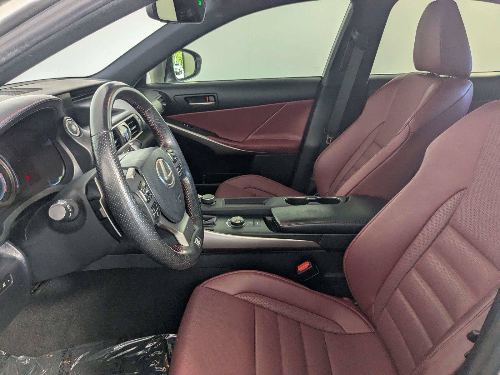 Used 2020 Lexus IS 350 F Sport w/ F Sport Package RWD image 10