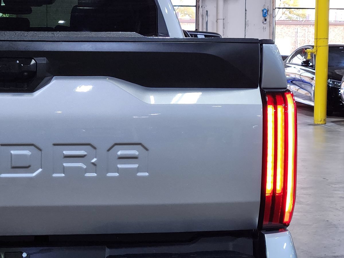 Used 2022 Toyota Tundra SR5 AWD/4WD image 23