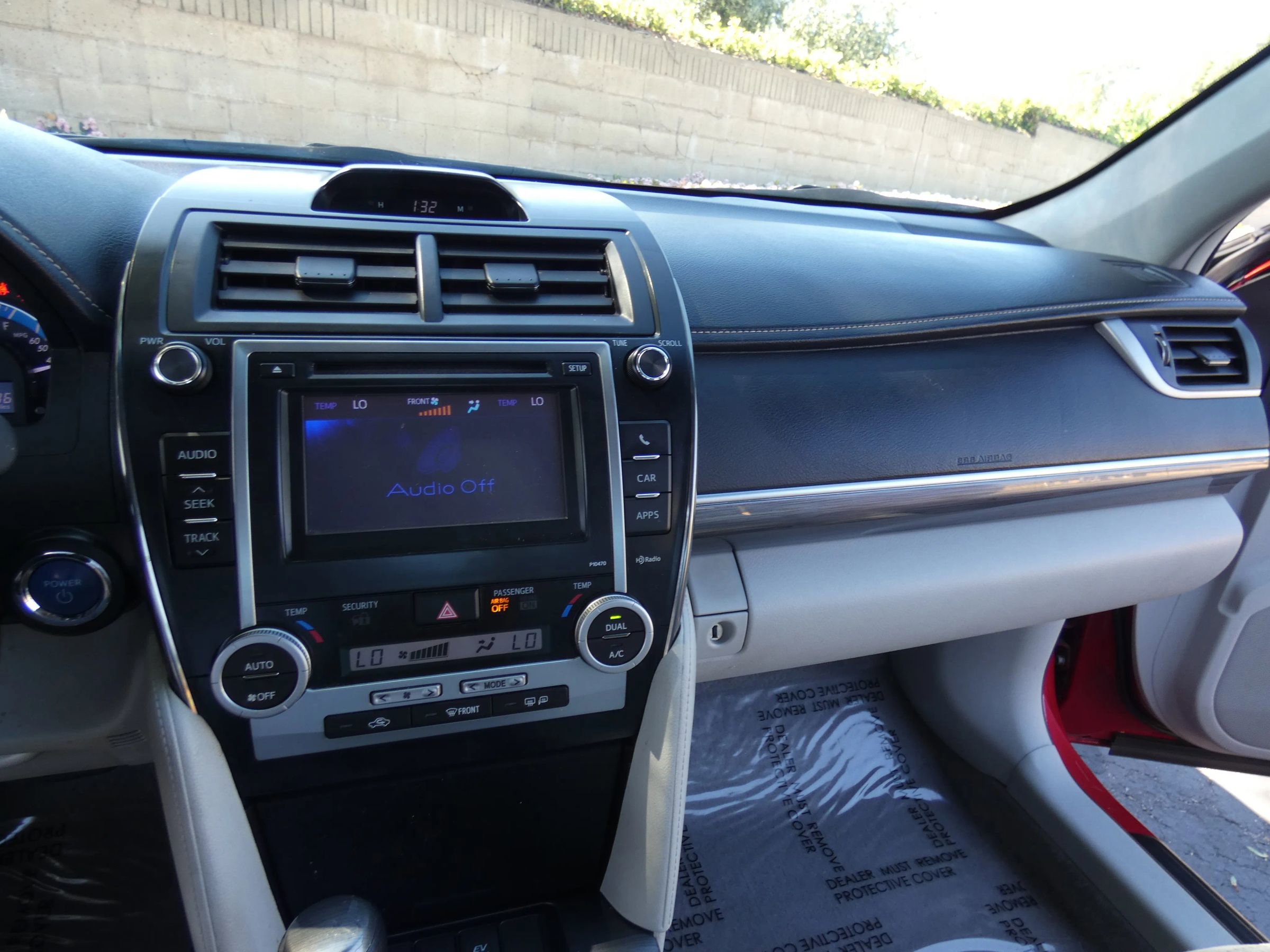 Used 2013 Toyota Camry XLE w/ Convenience Pkg image 57