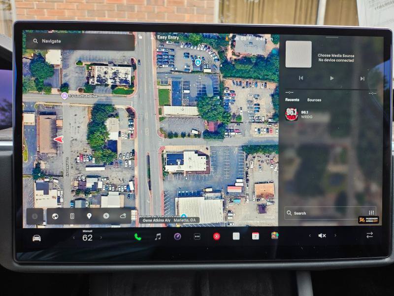 Used 2023 Tesla Model X AWD/4WD image 41