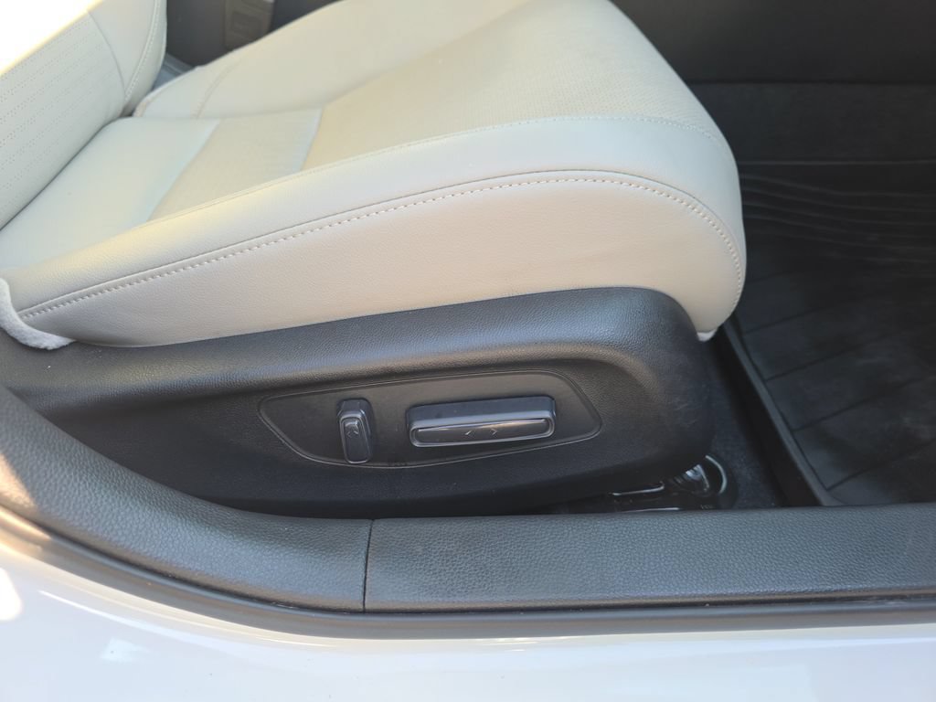 Used 2024 Honda Civic Touring image 35