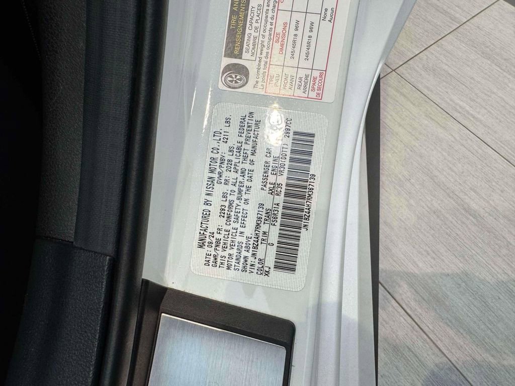 Certified 2024 Nissan Z Sport w/ Floor Mat Package image 11