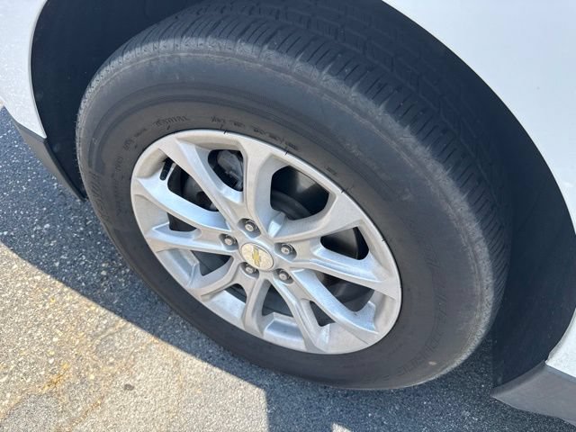 Used 2020 Chevrolet Equinox LT w/ Driver Convenience Package FWD image 12