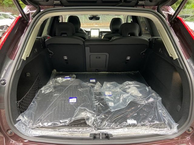 New 2026 Volvo XC60 T8 Plus w/ Protection Package Premier AWD/4WD image 19