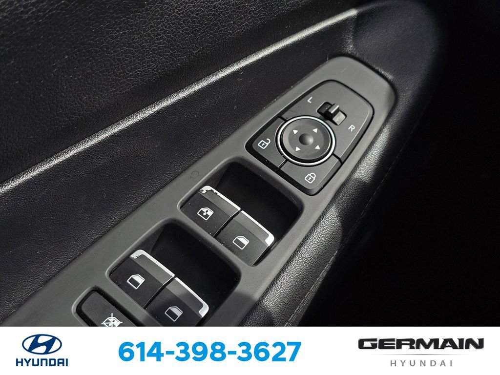 Used 2019 Hyundai Santa Fe SE AWD/4WD image 26